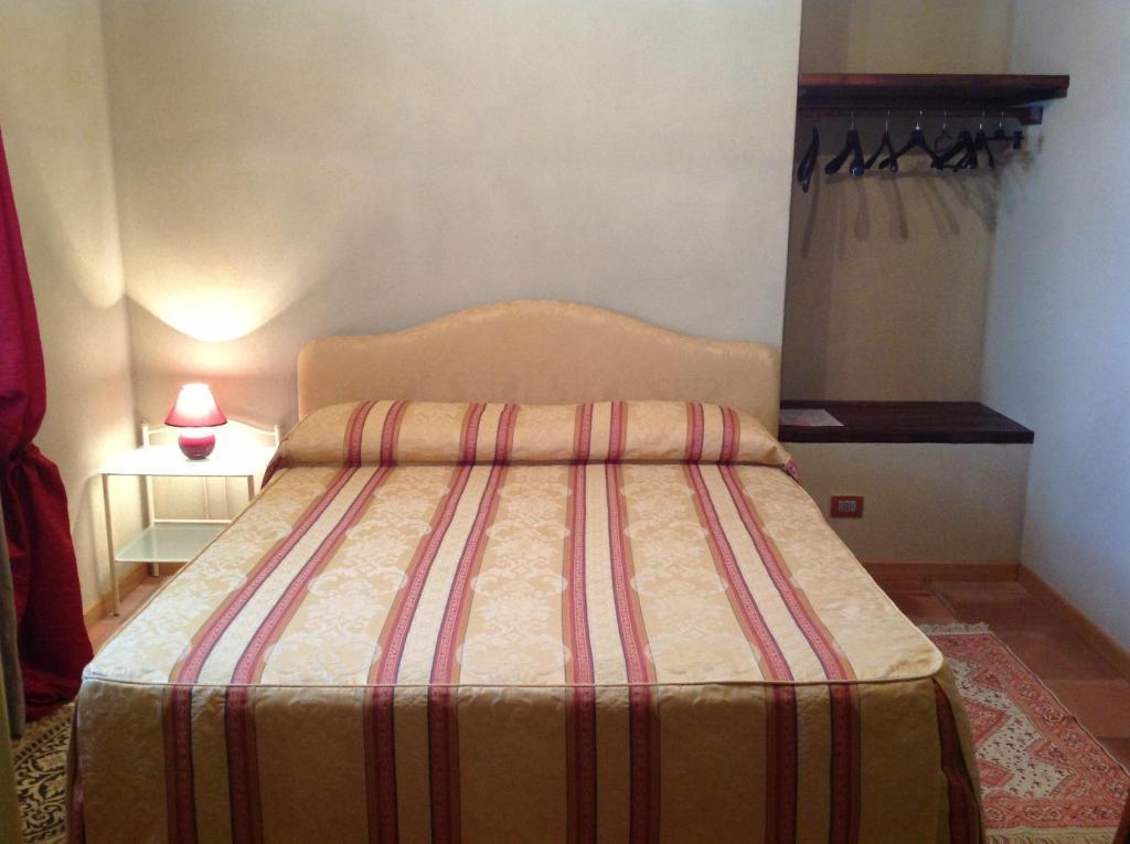 Locanda San Lorenzo Roddino 部屋 写真