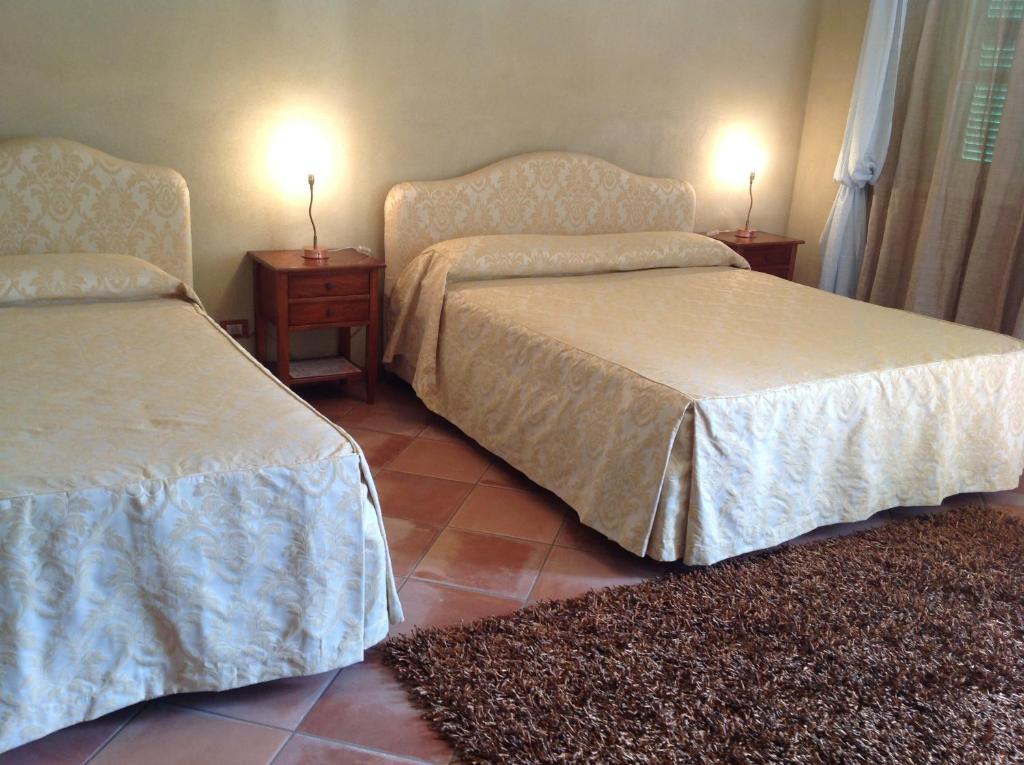 Locanda San Lorenzo Roddino 部屋 写真